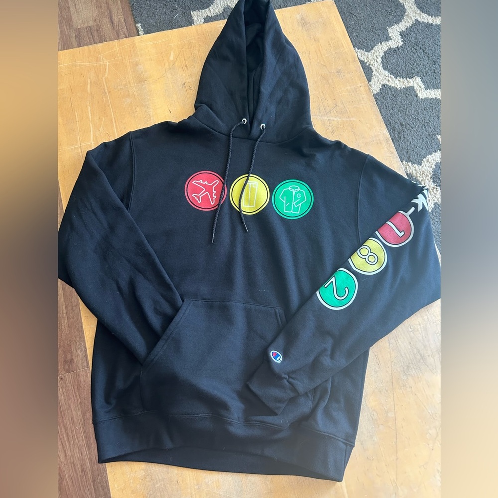 Blink 182 hoodie champion Md.